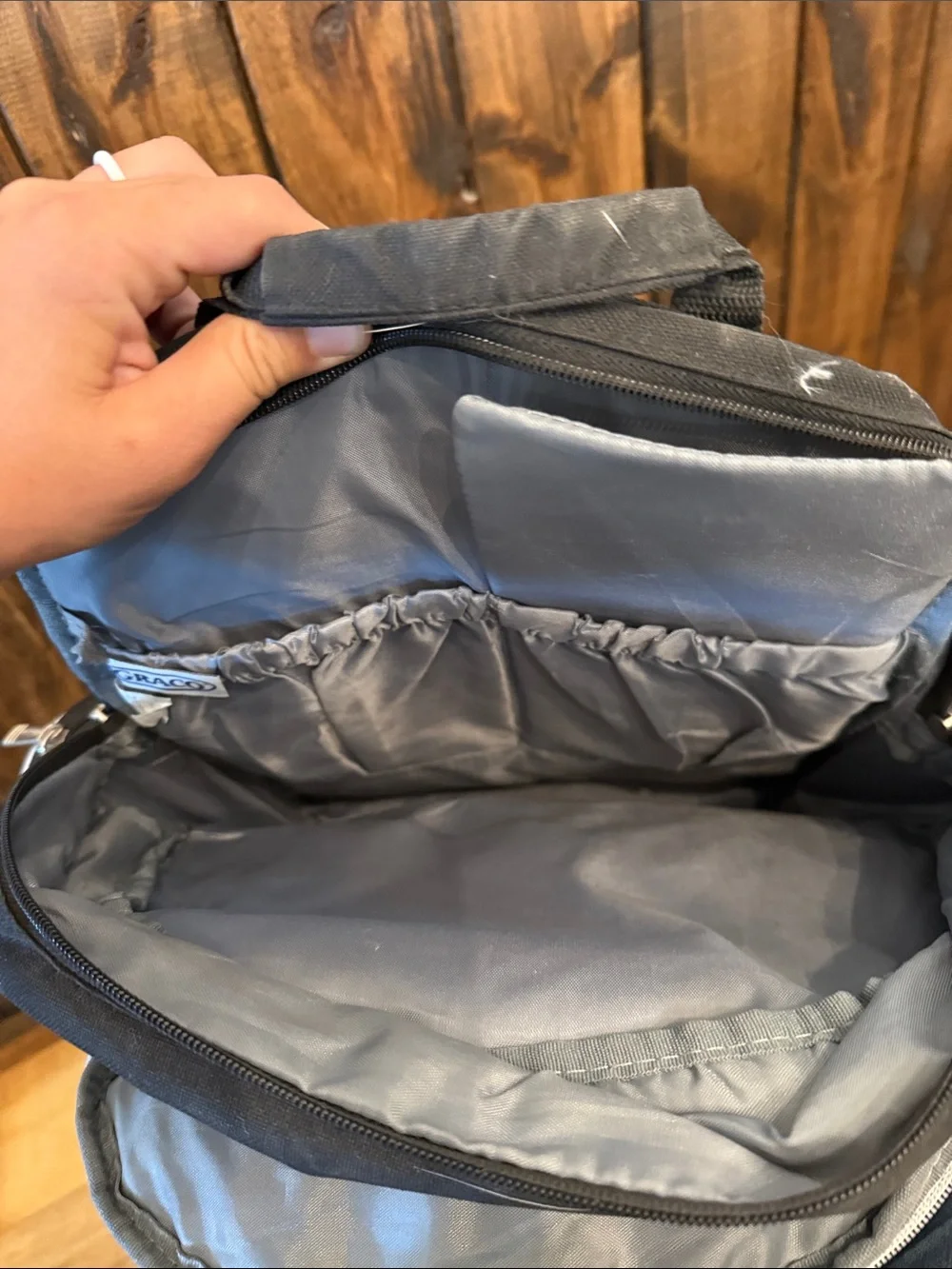 Graco Men's Black & Gray Utility Backpack